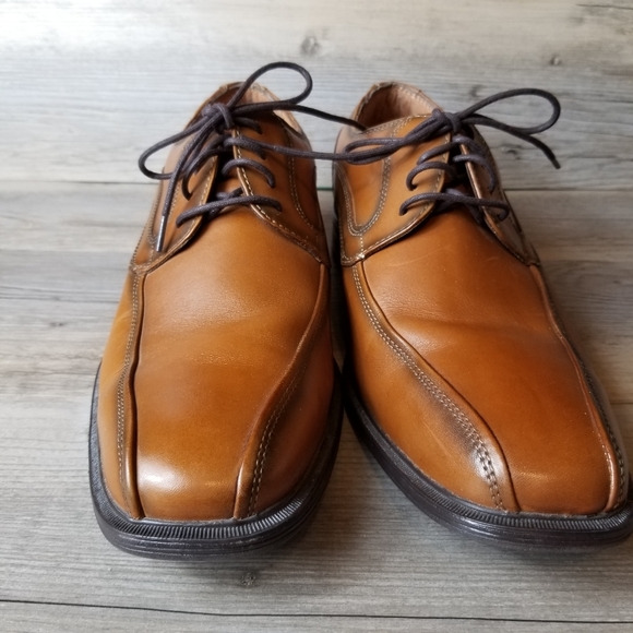 G H Bass Gordon Leather Dress Oxford 
